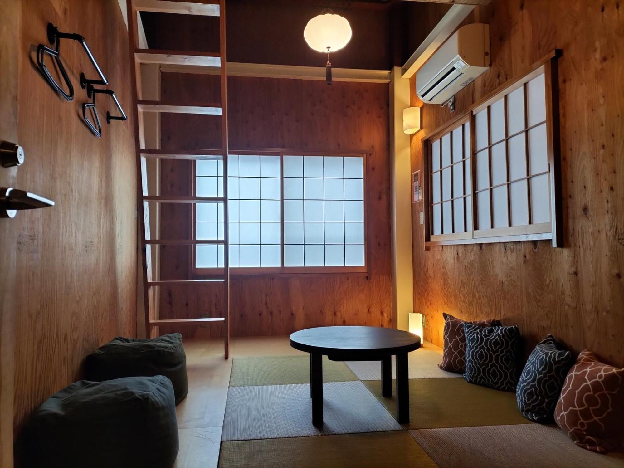 Vacation"Ninja"House Secretbase Near Asakusa Токио Экстерьер фото